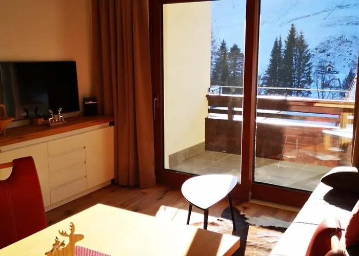 Bella Vista Apartment *