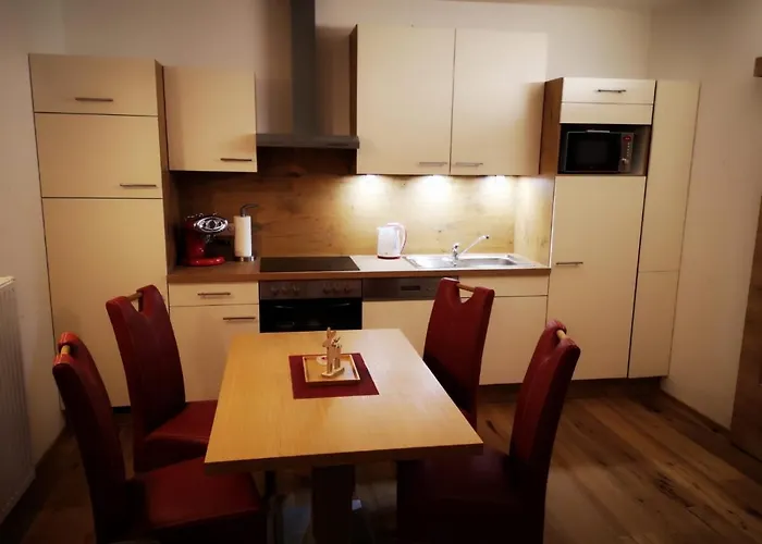 Bella Vista Apartment *